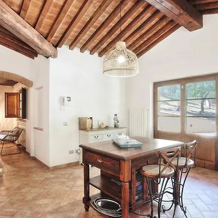 Rivoltino Di Sopra Volterra *
